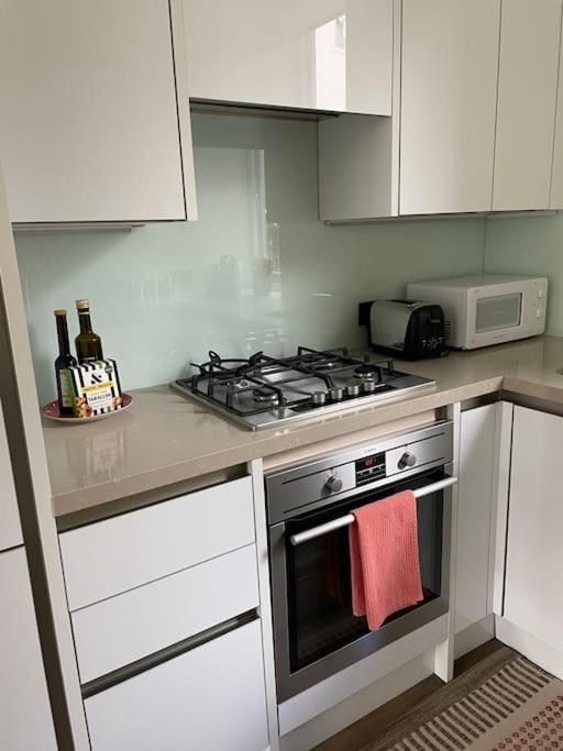 Stylish 3-Bedroom Flat In Kensington London Kültér fotó