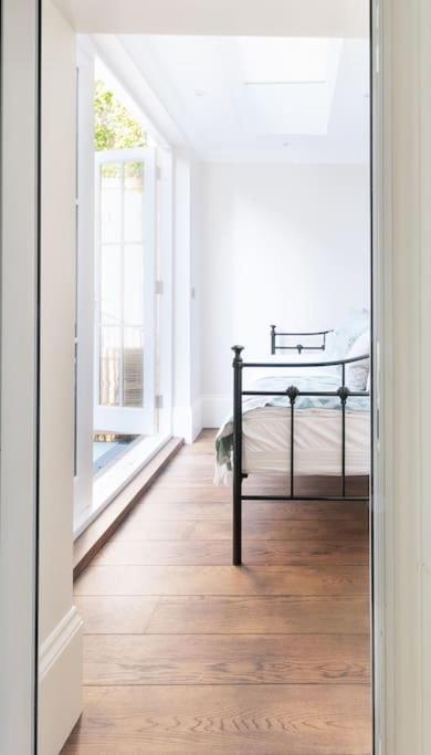 Stylish 3-Bedroom Flat In Kensington London Kültér fotó