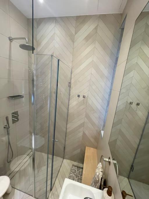 Stylish 3-Bedroom Flat In Kensington London Kültér fotó