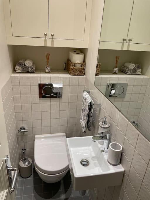 Stylish 3-Bedroom Flat In Kensington London Kültér fotó