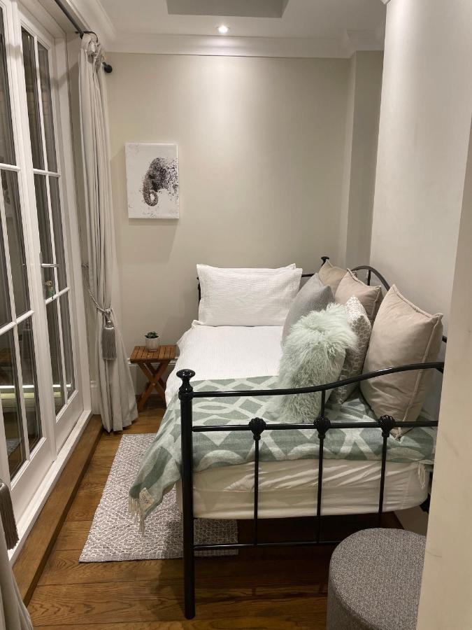 Stylish 3-Bedroom Flat In Kensington London Kültér fotó